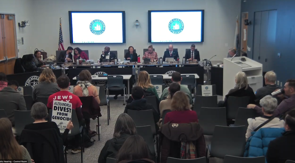 Council delays Torpedo Factory operator search to address historic ship's future