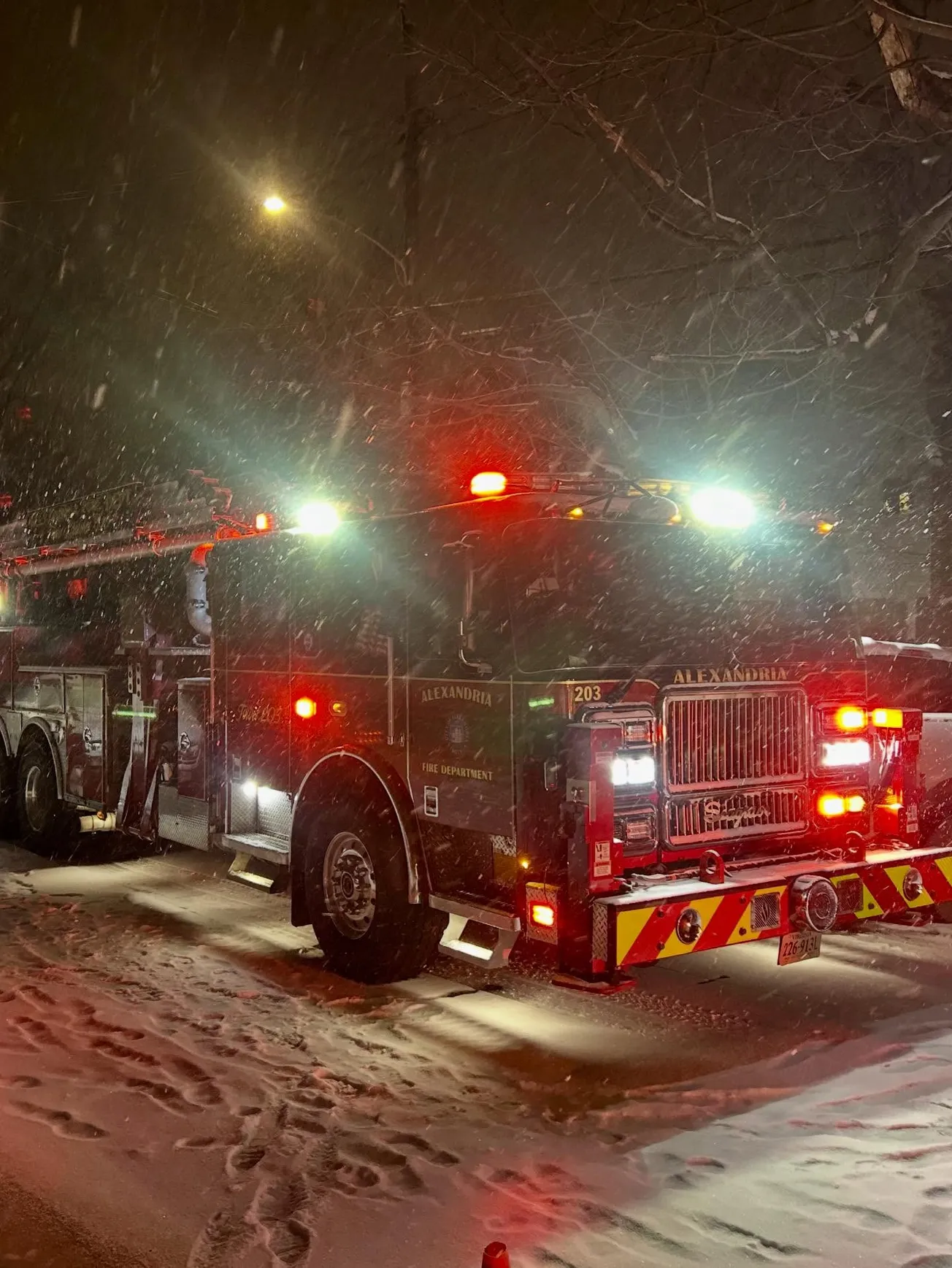 Firefighters battle kitchen fire during overnight snowstorm