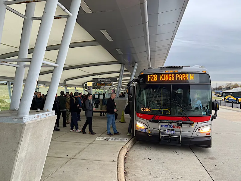 New Metro bus route to offer direct service from Alexandria to downtown D.C.