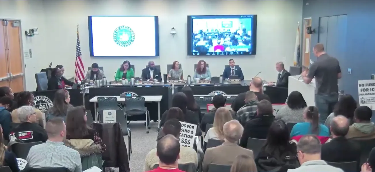 City Council approves Torpedo Factory franchise ordinance, Duke & Quaker townhomes, and curbside EV charging program