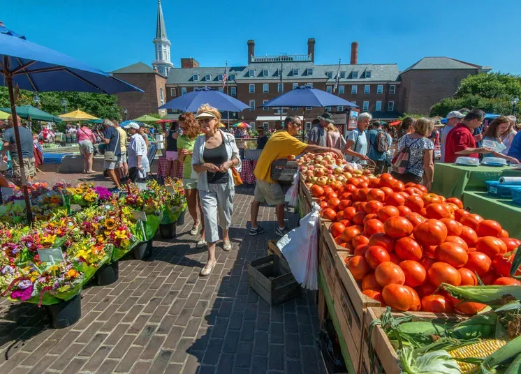Old Town Farmers' Market to move to North Royal Street during City Hall renovations