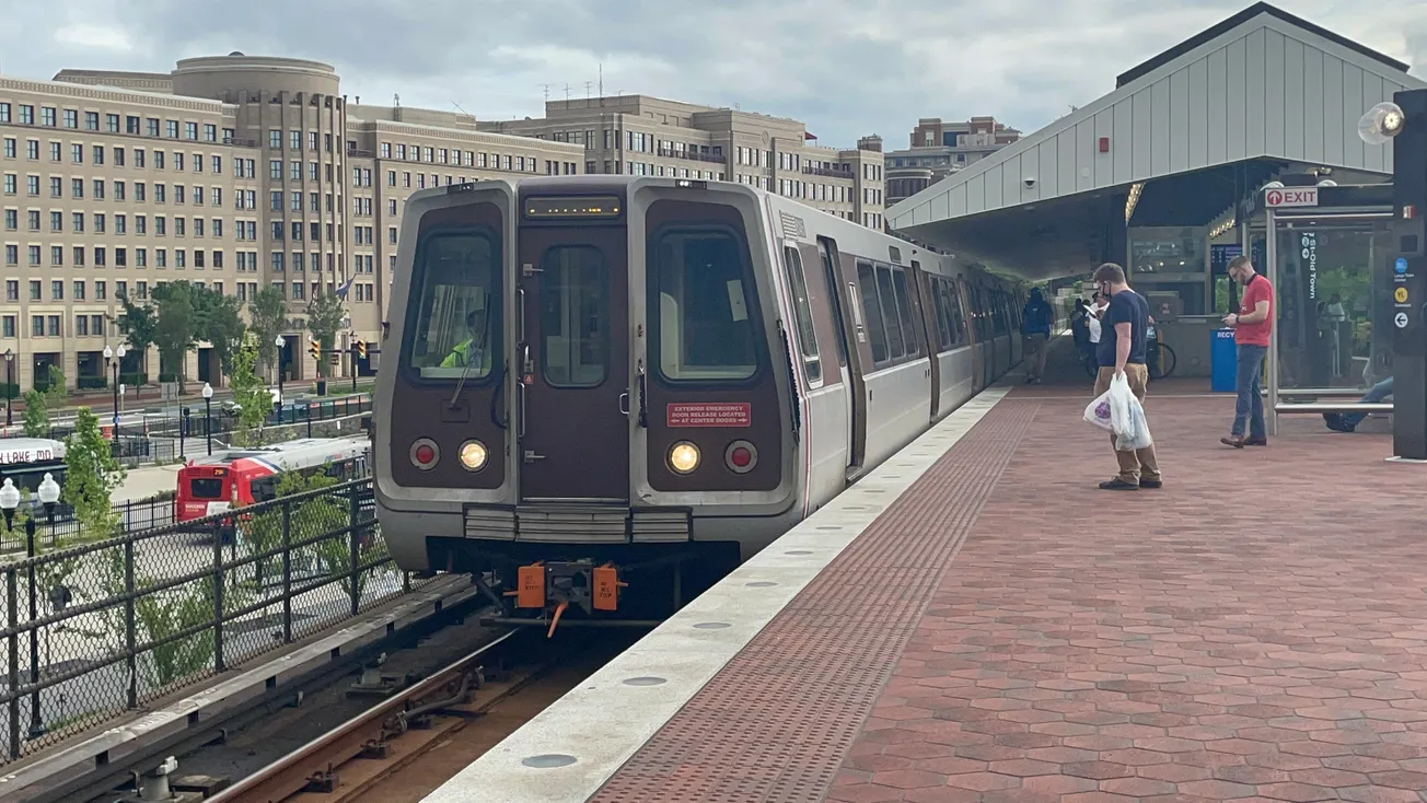 Metro closures to disrupt Alexandria commuters, airport travelers this spring