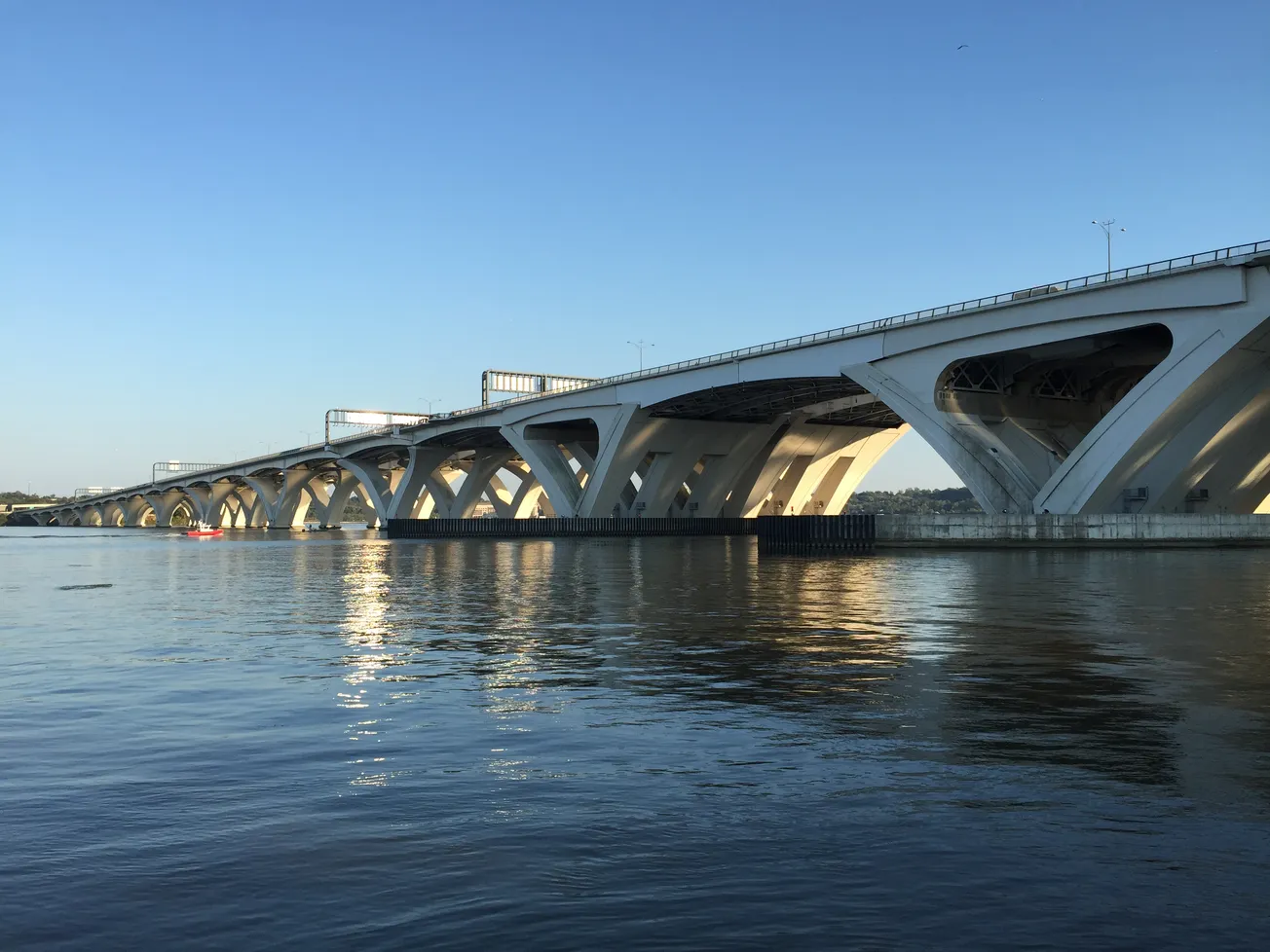 Woodrow Wilson Bridge to open early Thursday for tugboat transit, overnight maintenance