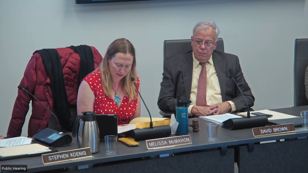 Planning Commission approves townhomes, gym rooftop in nearly 3-hour meeting; Brown bids farewell