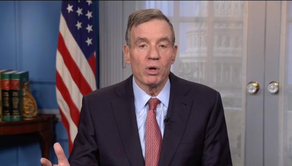 Warner warns Trump's Fed attacks will drive up borrowing costs for Virginians