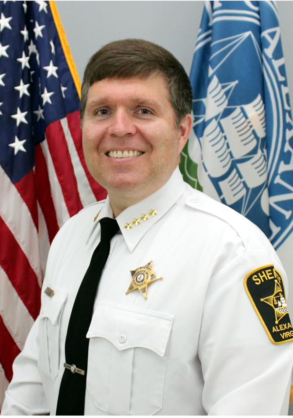 Alexandria City Council calls on sheriff to stop ICE transfers