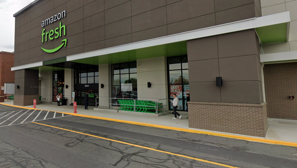 Amazon Fresh at Potomac Yard to close